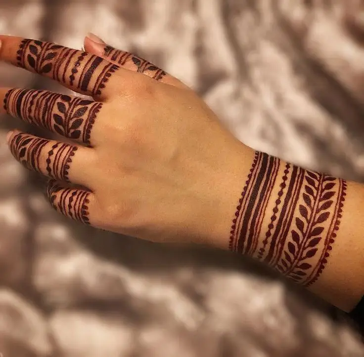 arabic-back-hand-mehndi-