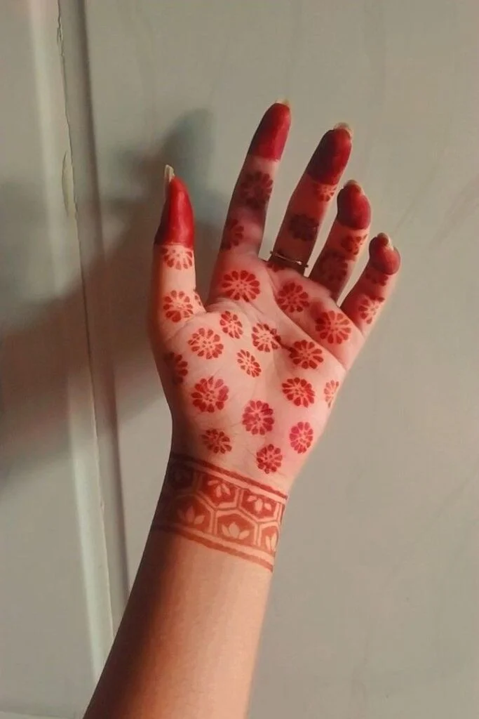 arabic-mehndi-design-for-kids-2-683x1024