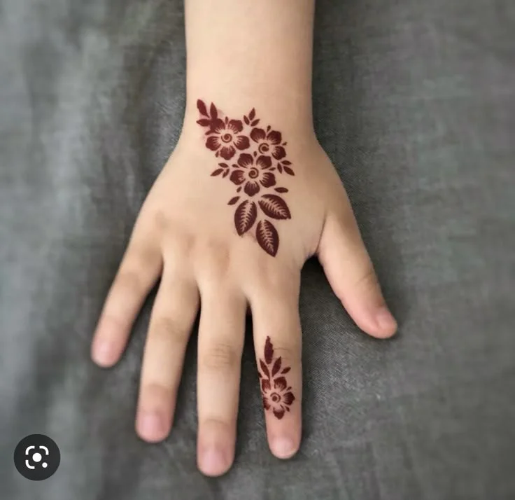 arabic-mehndi-designs-for-kids-1 (1)