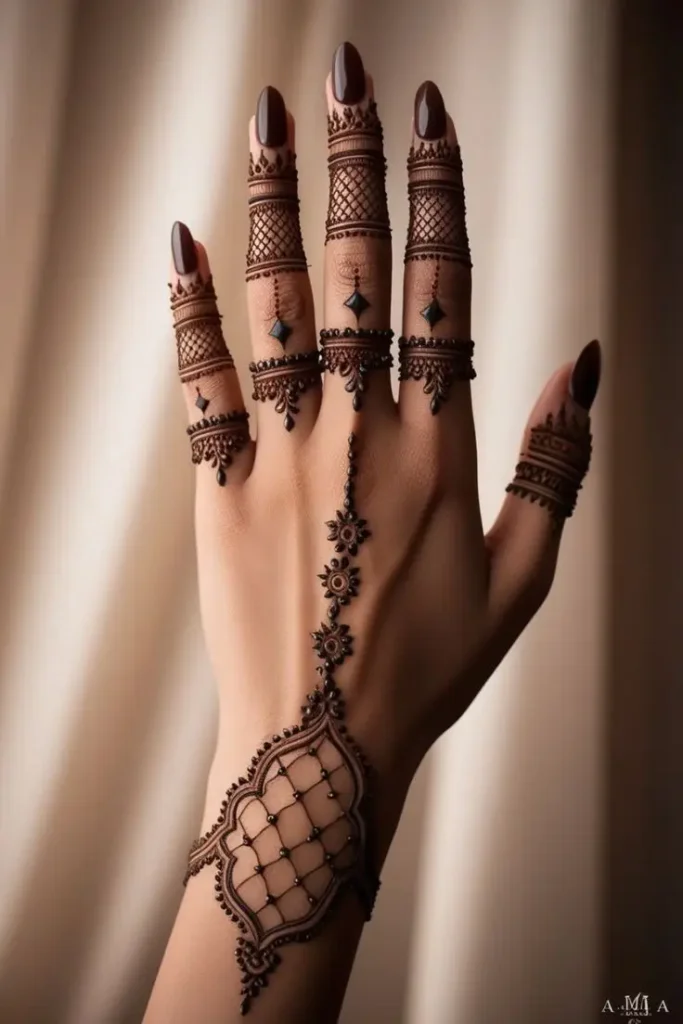 back-hand-mehndi-desi