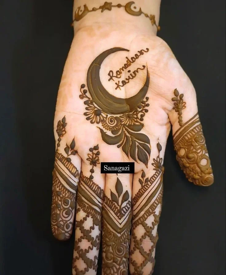 back-side-mehndi-design-for-kids-1