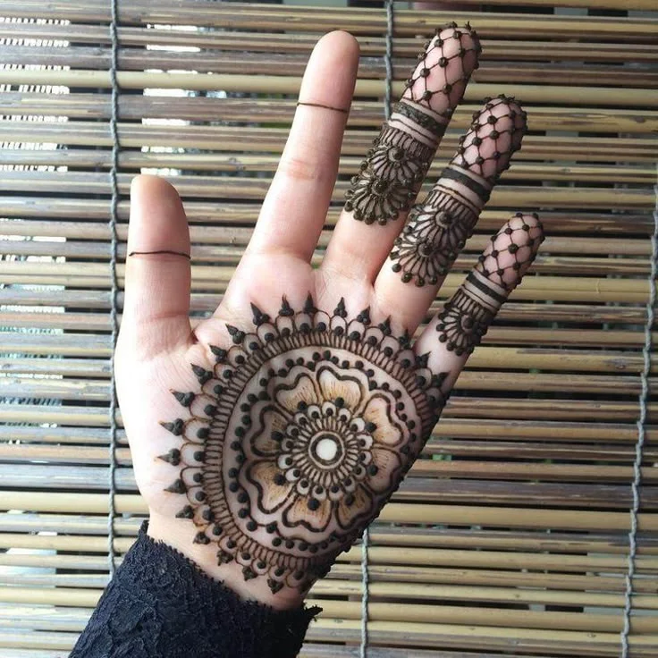 basic-mehndi-designs-for-kids-2
