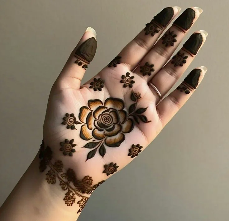 beautiful-mehndi-instagram-stylish-royal-front-hand-meh