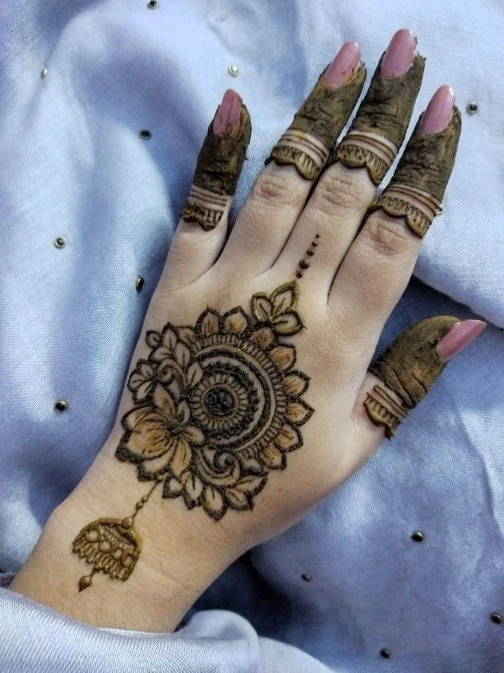 cute-mehndi-designs-for-kids-2