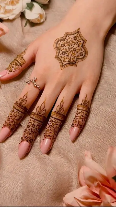 dubai-back-hand-mehndi