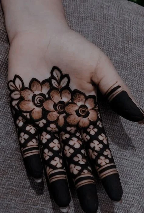 easy-cute-mehndi-design