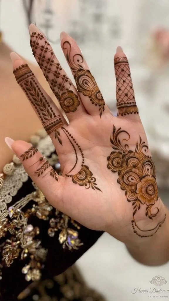 front-hand-simple-and-easy-mehndi-design-for-karva-chauth-