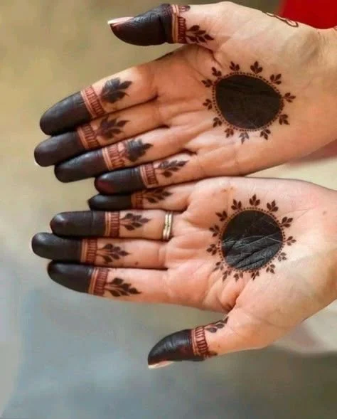 front-hand-simple-mehn