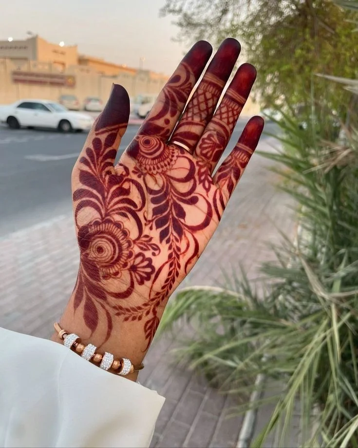 front-hand-simple-mehn