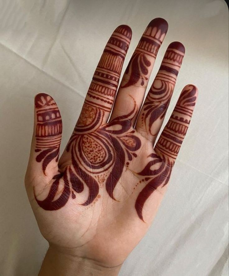 front-hand-simple-meh