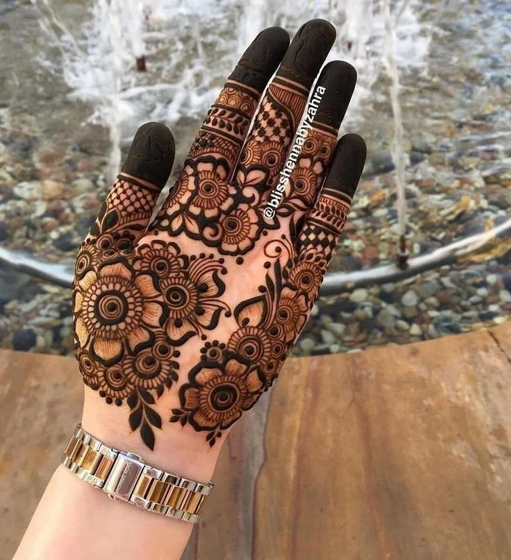 front-hand-simple-mehndi