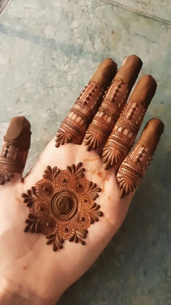 front-hand-simple-mehn