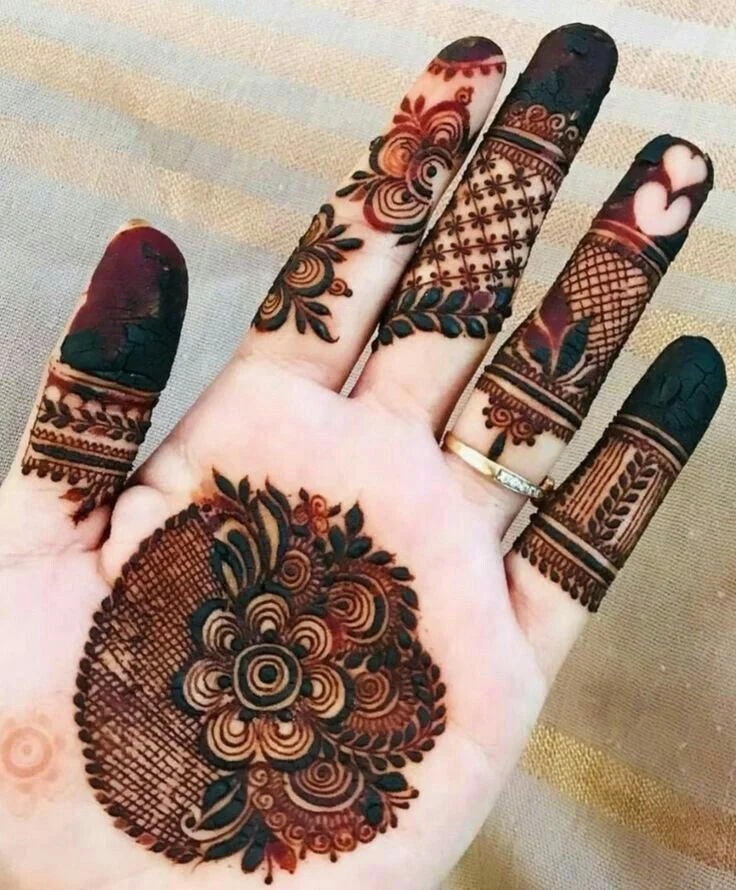 front-hand-simple-mehn