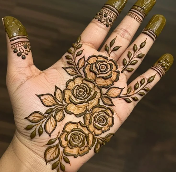 front-hand-stylish-front