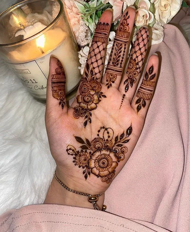 punjabi-royal-front-hand-m