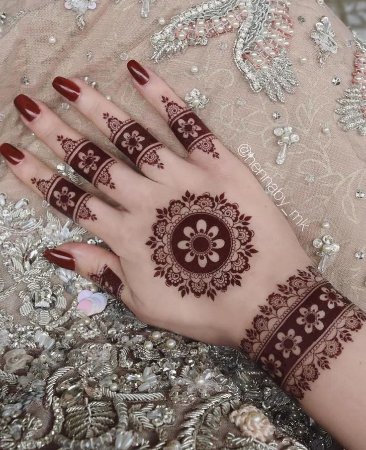 simple-arabic-mehndi