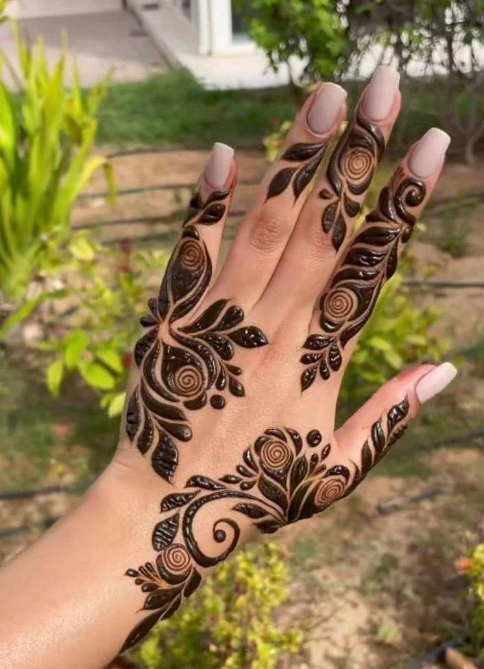 simple-full-hand-mehndi-design-photo-easy-and-beautiful-1