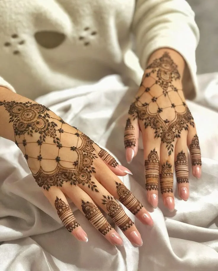 simple-mehndi-design-arabic-front-hand