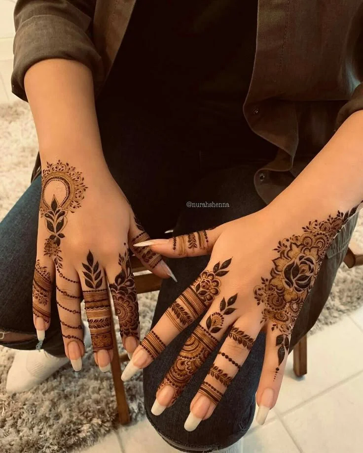 simple-mehndi-design-beautiful-mehndi-front-hand-stylish-front-hand-1