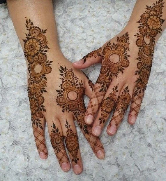 simple-mehndi-design-bridal-mehndi-front-hand-stylish-front-hand-