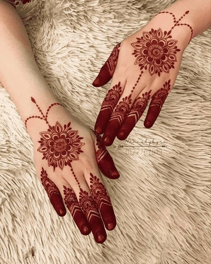 simple-mehndi-design-centre