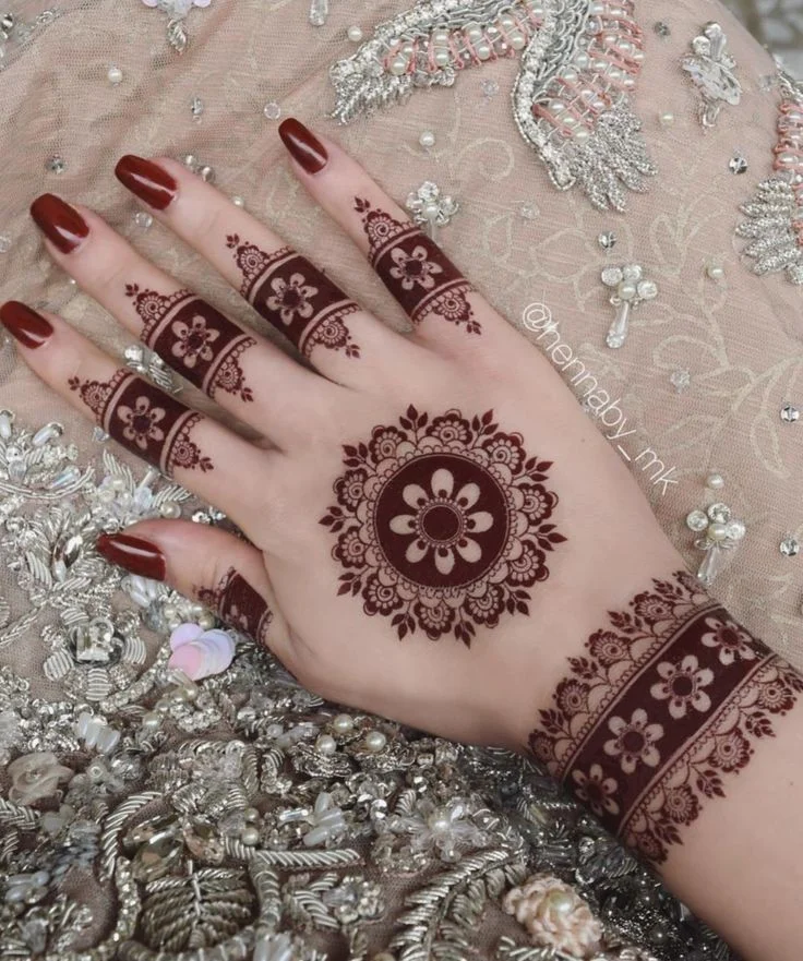 simple-mehndi-design-circle-1 (1)